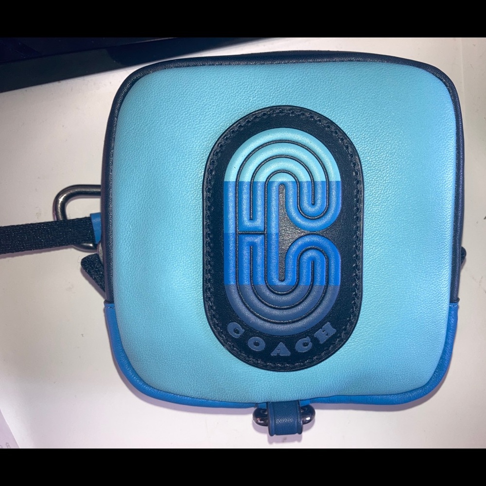 Square Hybrid pouch in colorblock w/ collie patch